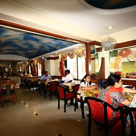 Hotel Deccan Park Pune Extérieur photo
