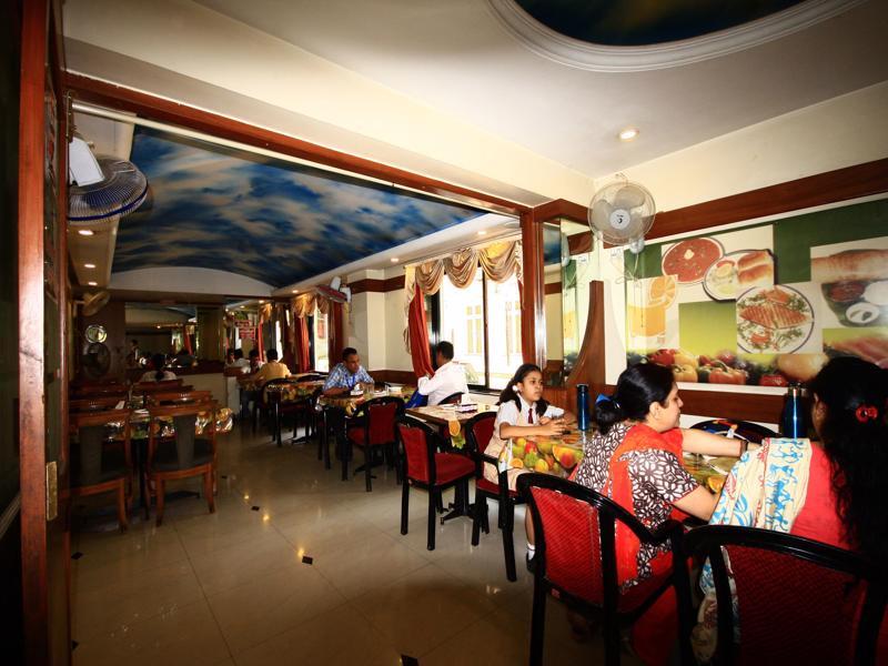 Hotel Deccan Park Pune Extérieur photo